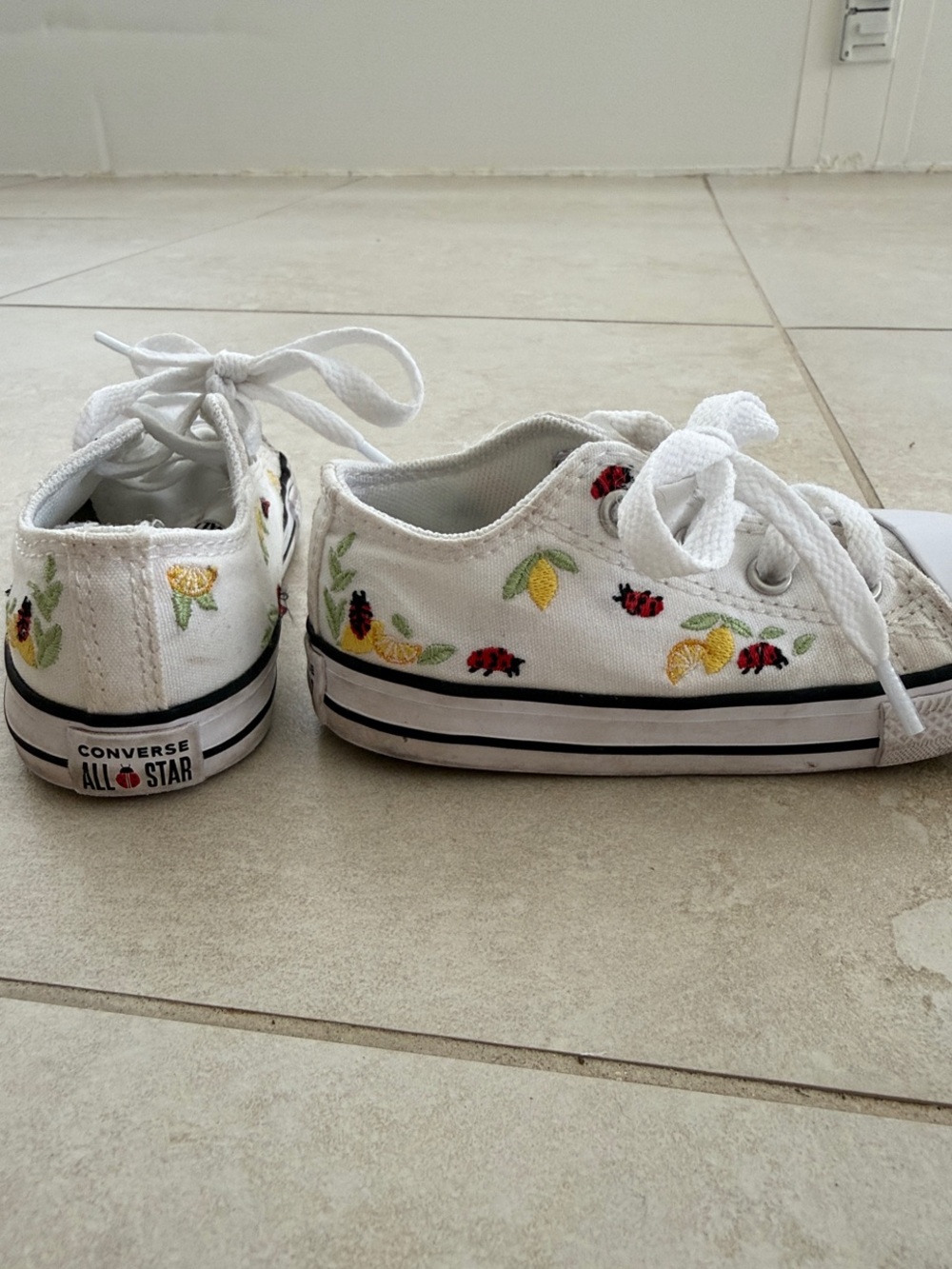 Converse Little Kids White Low-Top Canvas Sneakers - Lemons & Ladybugs